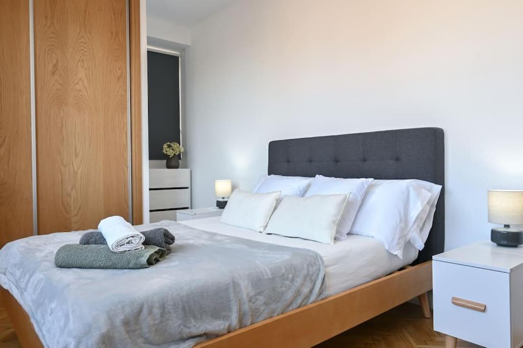 For You Rentals Apartamento Temporal Centrico De Dos Dormitorios Sil2 Madrid Exterior foto