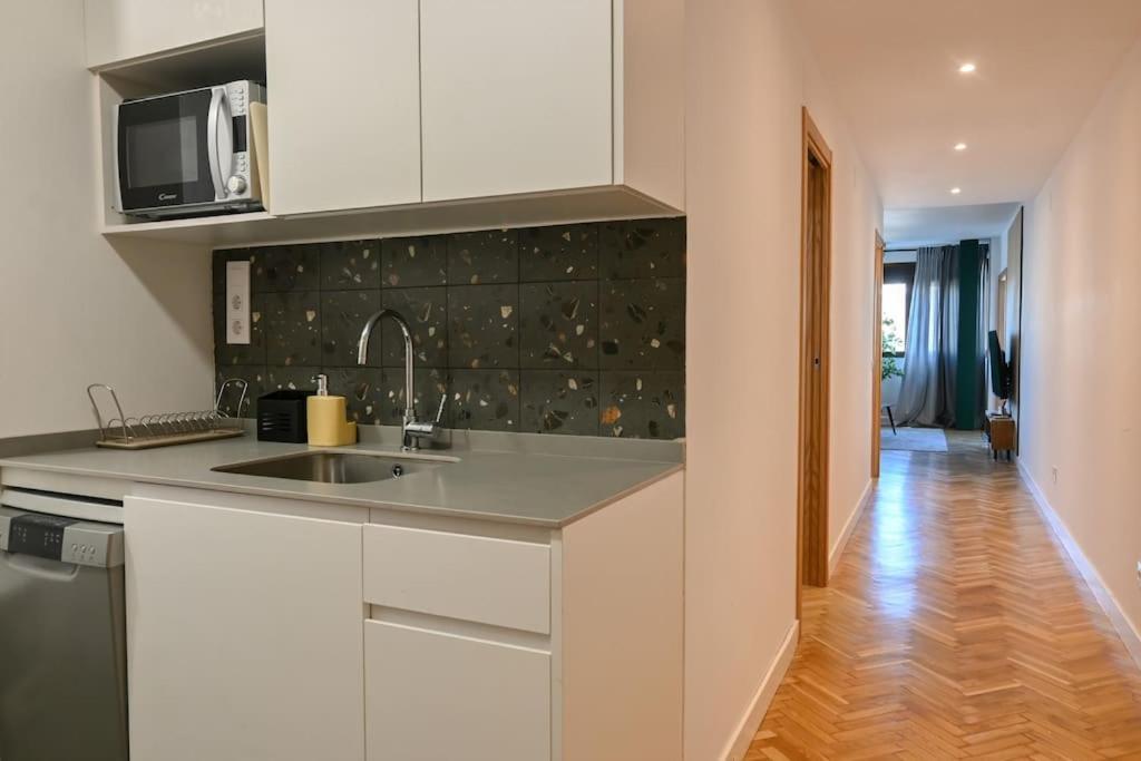 For You Rentals Apartamento Temporal Centrico De Dos Dormitorios Sil2 Madrid Exterior foto